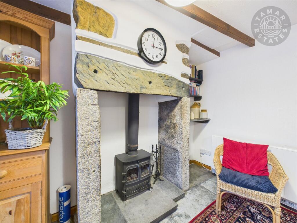 House in Plymouth, St. Cleer - More