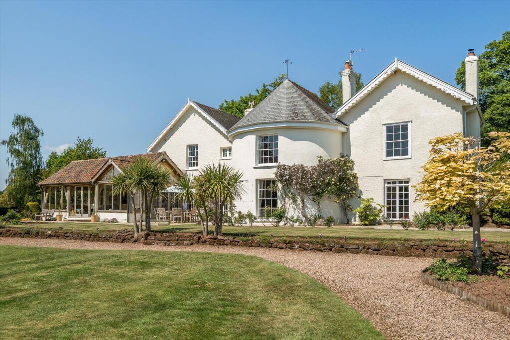 Main image of property: Shillingford Abbot, Exeter, Devon EX2