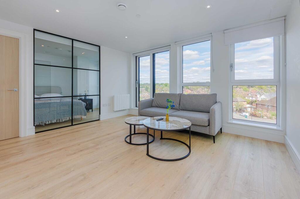 Flat 125, Coombe Hill House, Beverley Way, London, SW20 0FX, United Kingdom