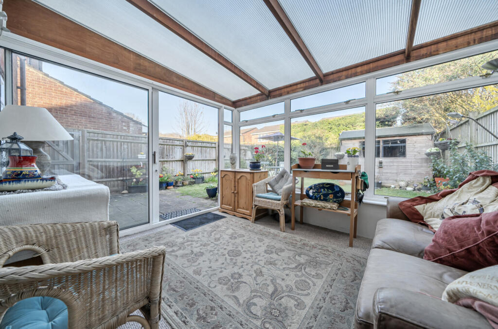 House in Slough, Wooburn - More