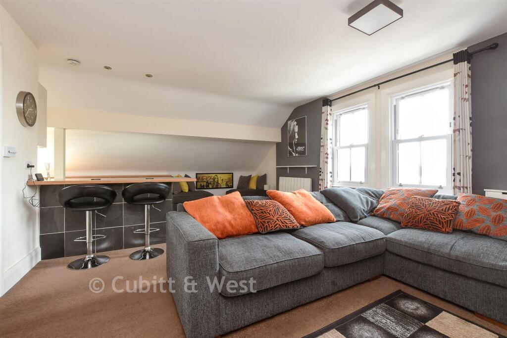 Upper Bridge Road, Redhill, Surrey - View 4