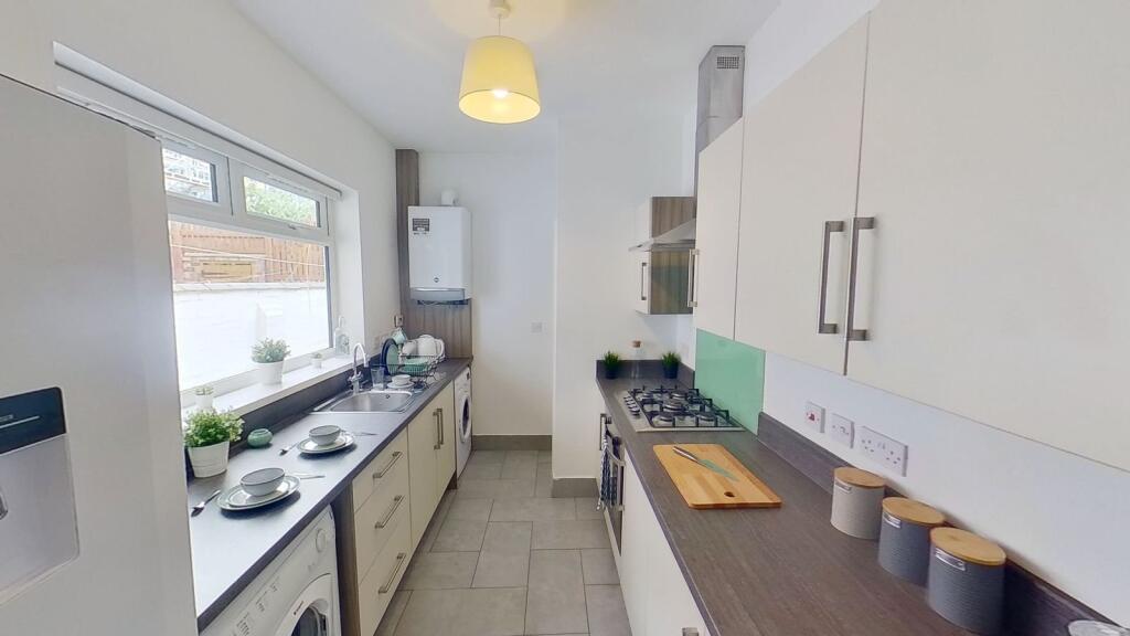 Main image of property: Grimsby Terrace, Nottingham, Nottinghamshire, NG3