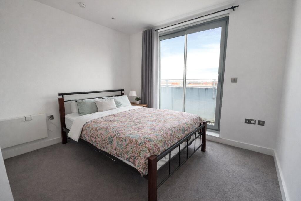 Apartment in Liverpool - View 5
