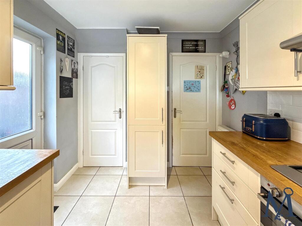House in North West Leicestershire, Ellistown and Battleflat - More