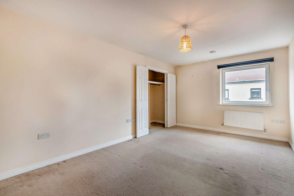Foxtail Road, Waterlooville, PO7 7LF - View 5