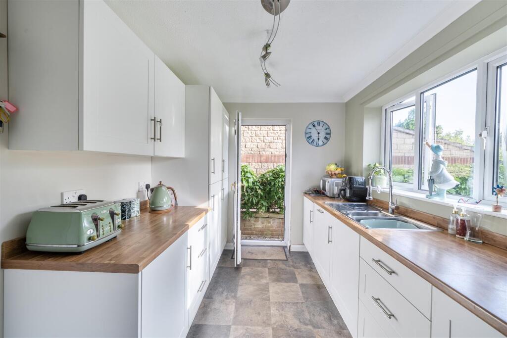Beaufort Avenue, Midsomer Norton, Radstock - View 4