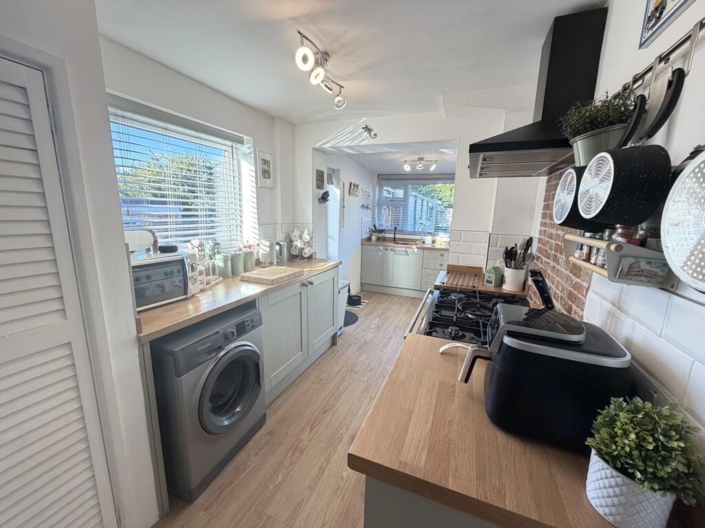 Rosemount Lane, Honiton photo 3