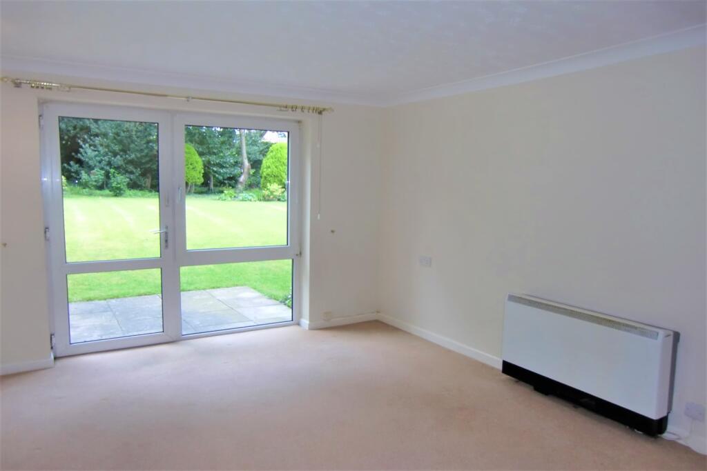 Apartment in Harborough, Leicestershire - View 3