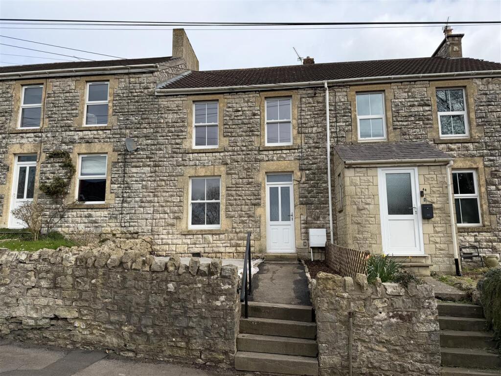 Main image of property: Bath Old Road, Radstock