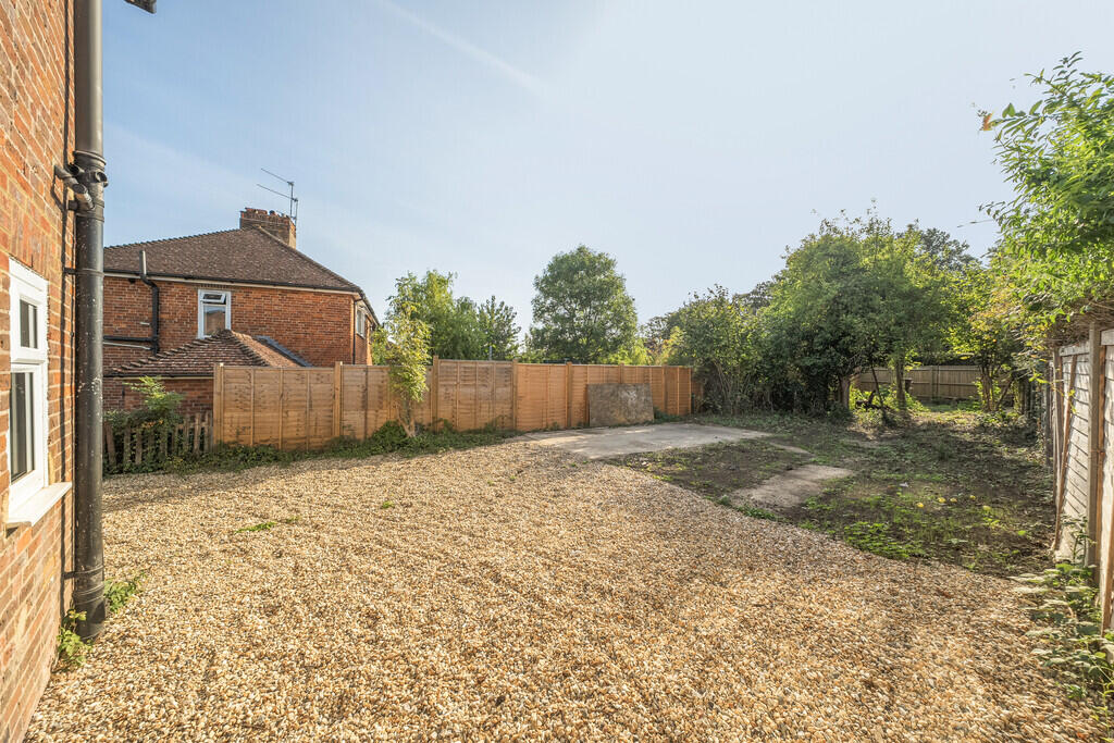 House in Redhill - More