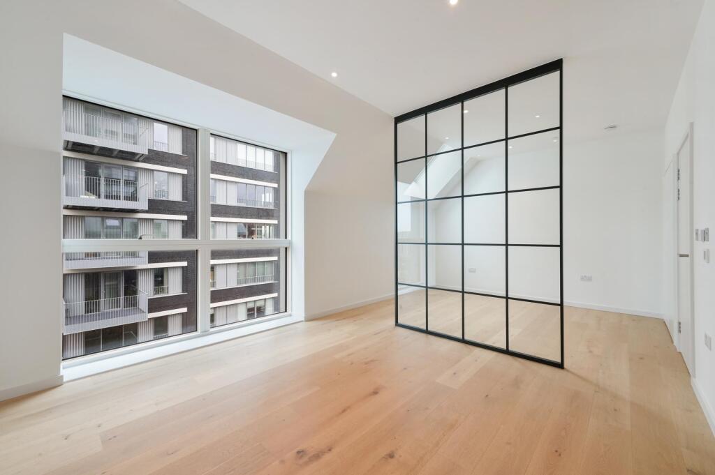 Main image of property: Dulke House, Goodluck Hope Walk, London, E14