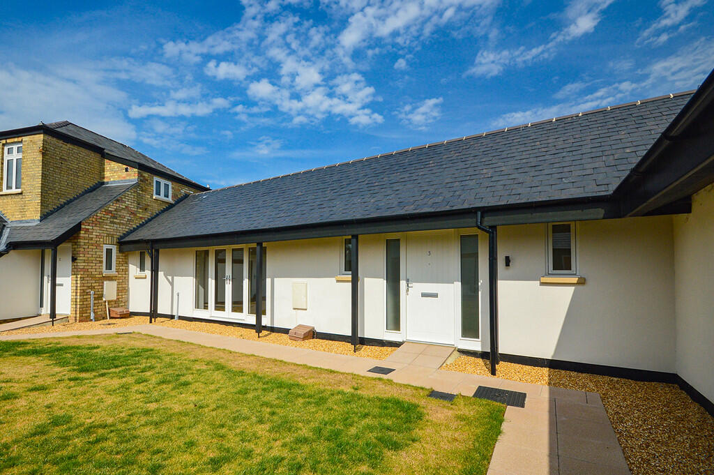Main image of property: Quy Road, Lode