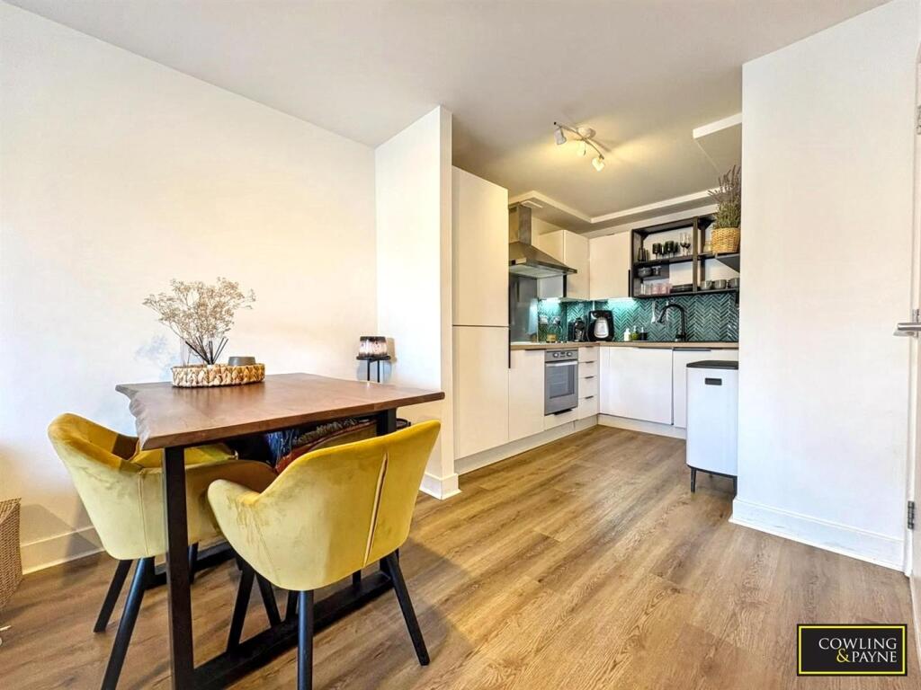 Main image of property: Market Avenue, Wickford