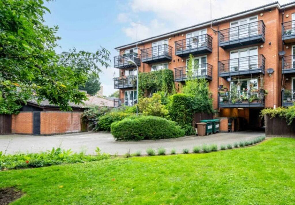 Main image of property: Ramsey Walk, London