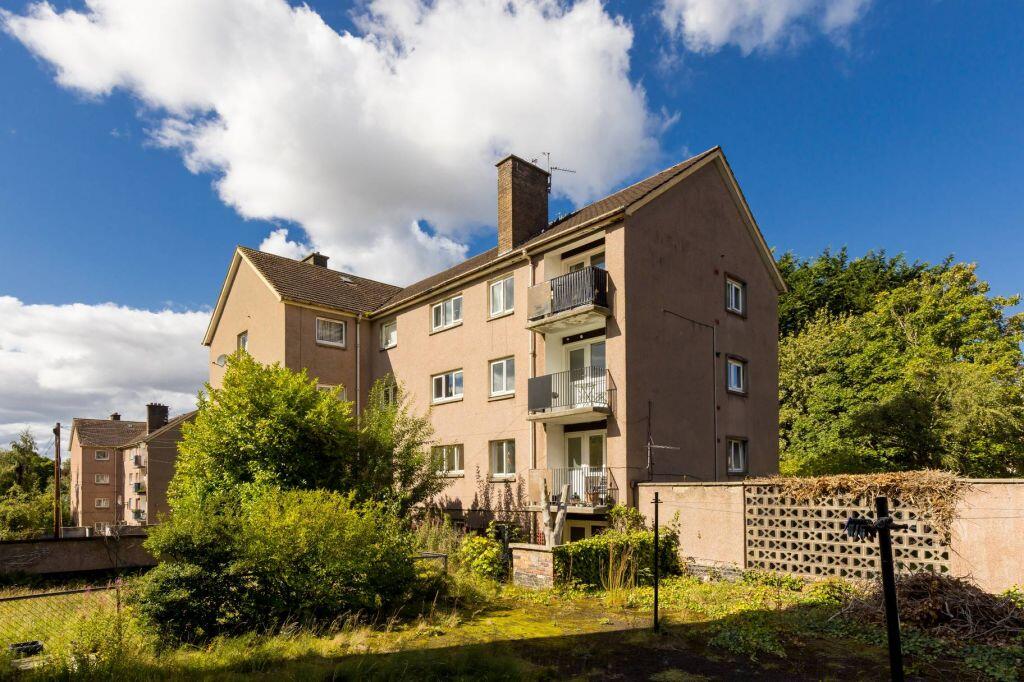 Main image of property: 32/7 Hoseason Gardens, Edinburgh, EH4 7HB