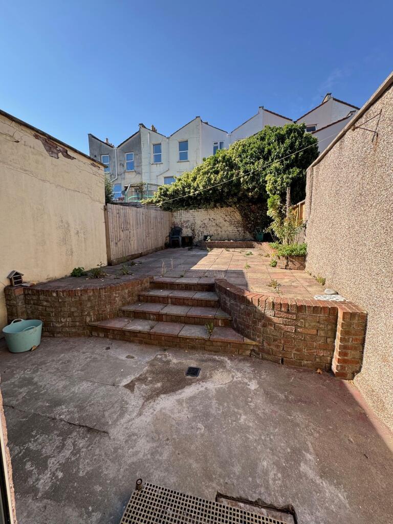 House in Bristol - View 5