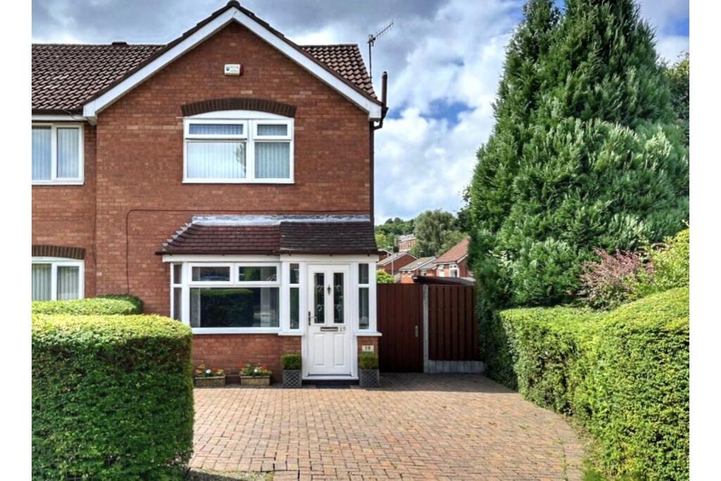 Main image of property: Roe Lane, Oldham, OL4