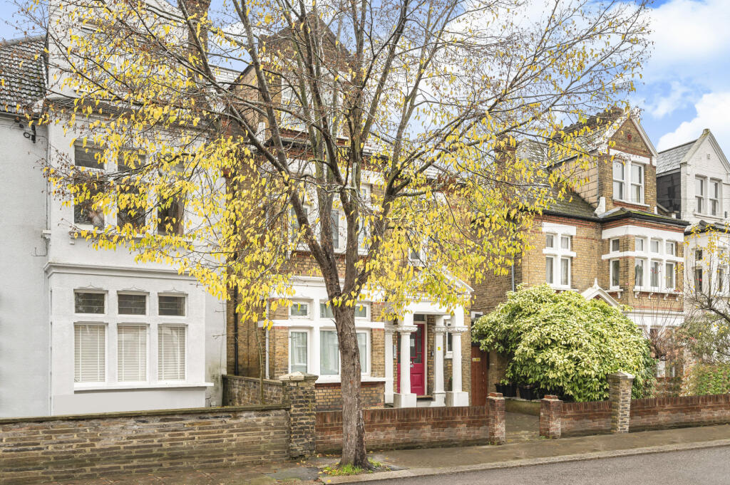 Barrow Road, London, SW16 photo 3