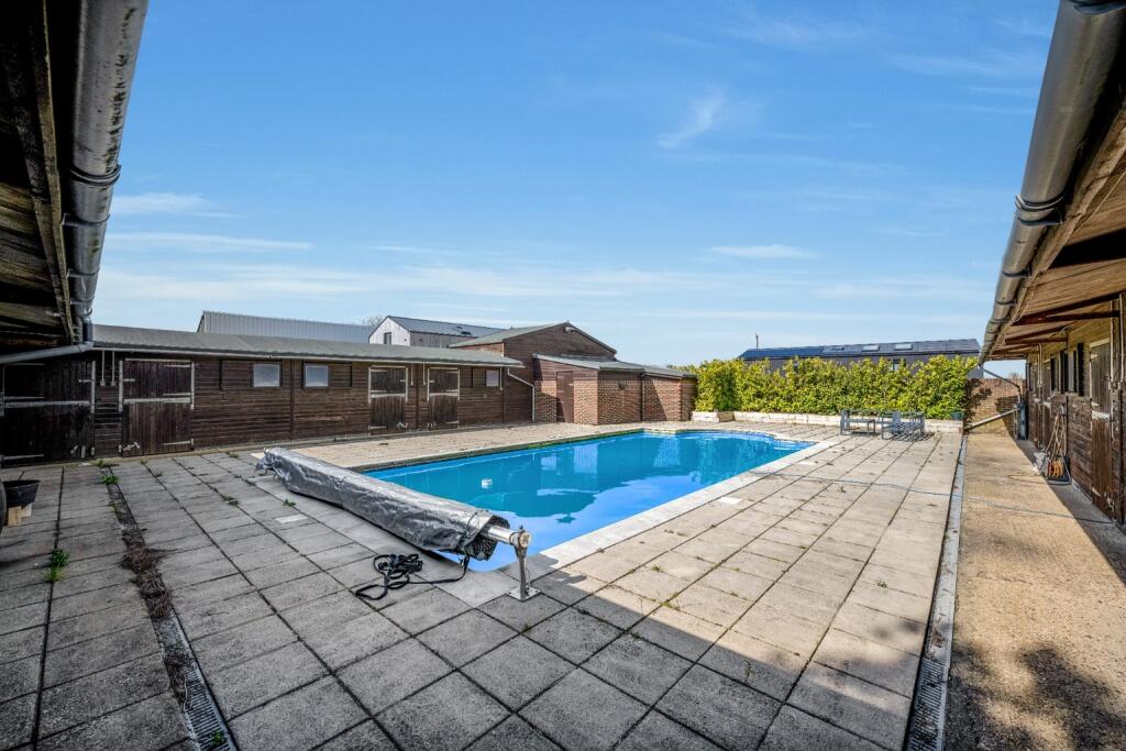 5-bed detached on Shenfield, £1,500,000