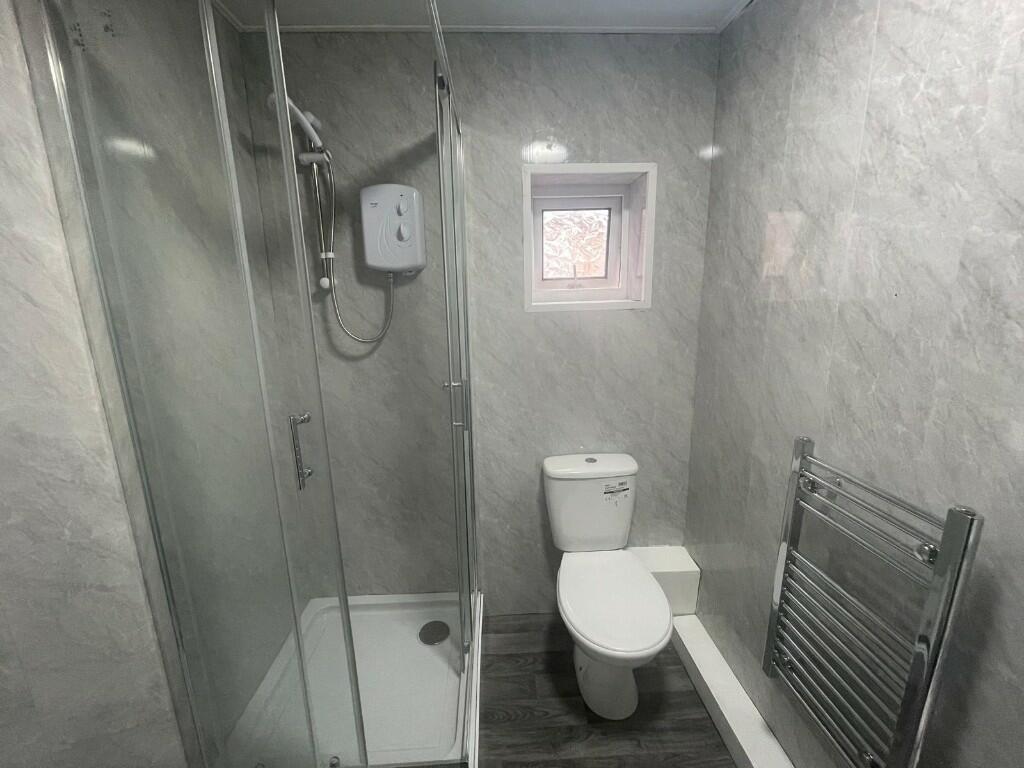 Apartment in Stockton-on-Tees, Portrack - View 4