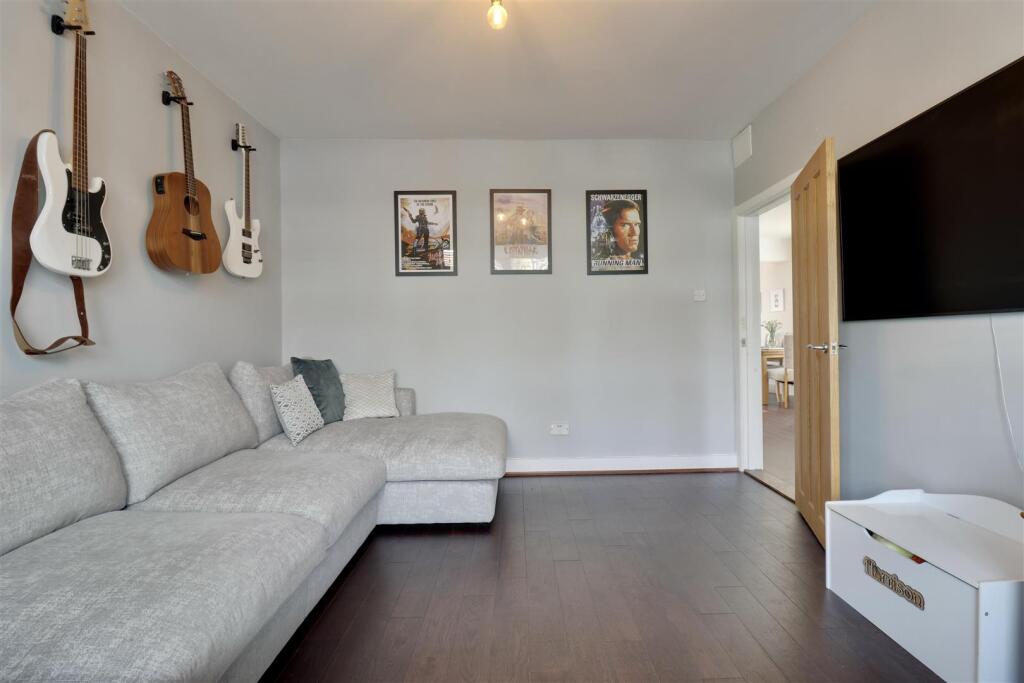 House in Portsmouth - View 3