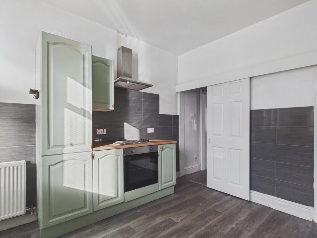 House in Doncaster, South Yorkshire - More