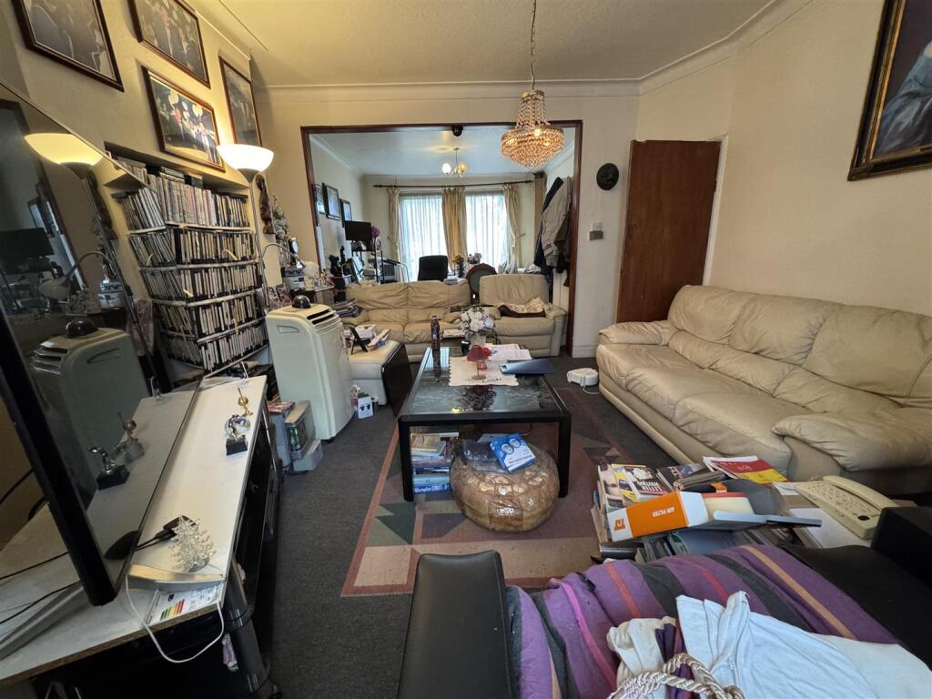 House in London - View 4