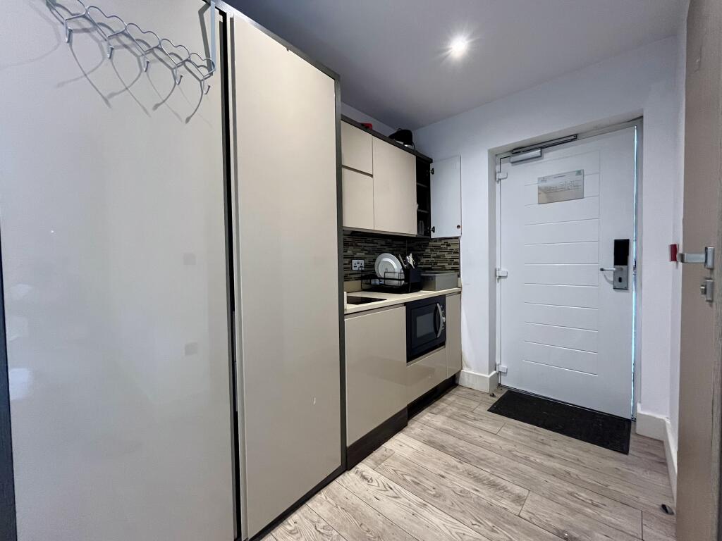Apartment in Peterborough, City of Peterborough - View 4