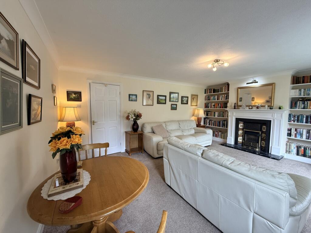 House in Darlington - More