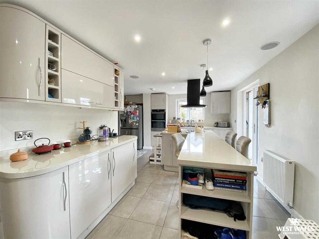 House in Swansea - View 2