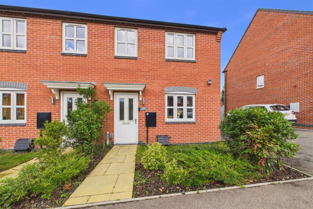 Main image of property: Raddle Way, Middlebeck, Newark
