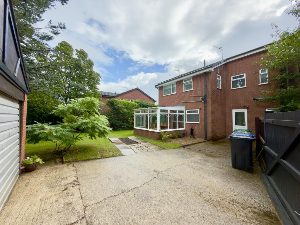 House in Chorley, Adlington - View 4