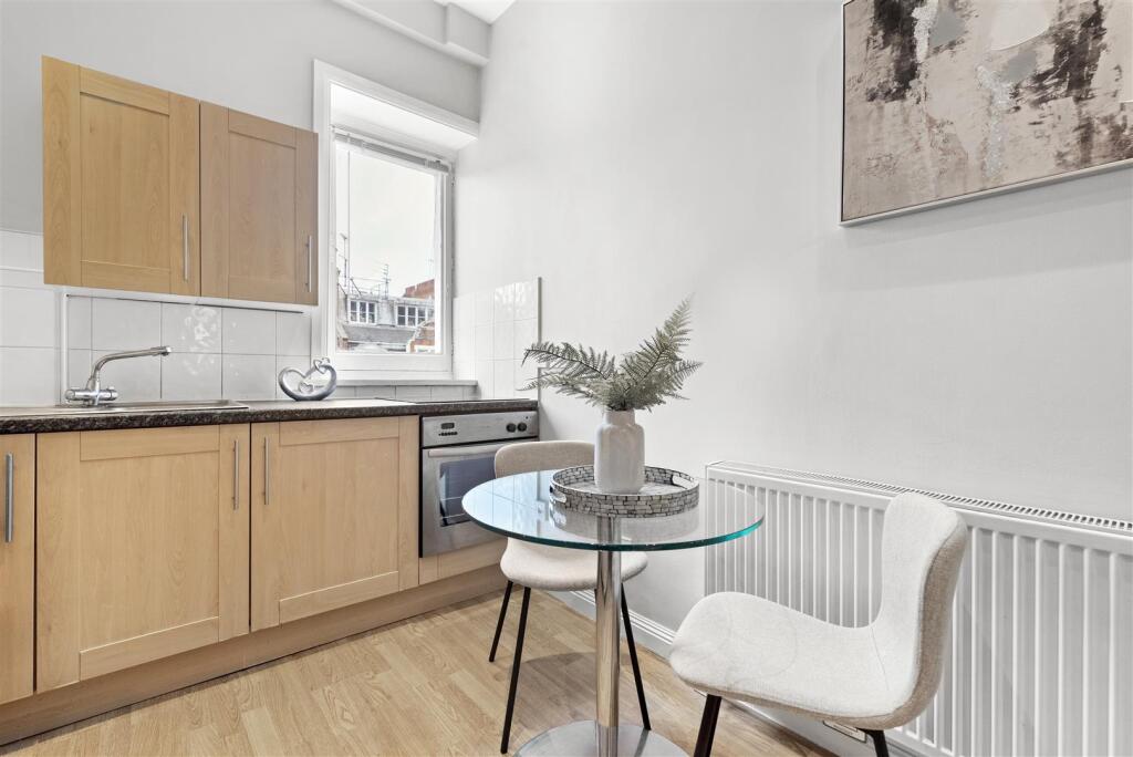 Studio flat for rent