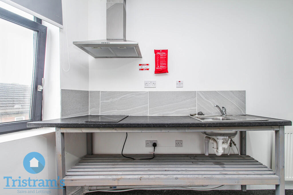 Studio flat for rent
