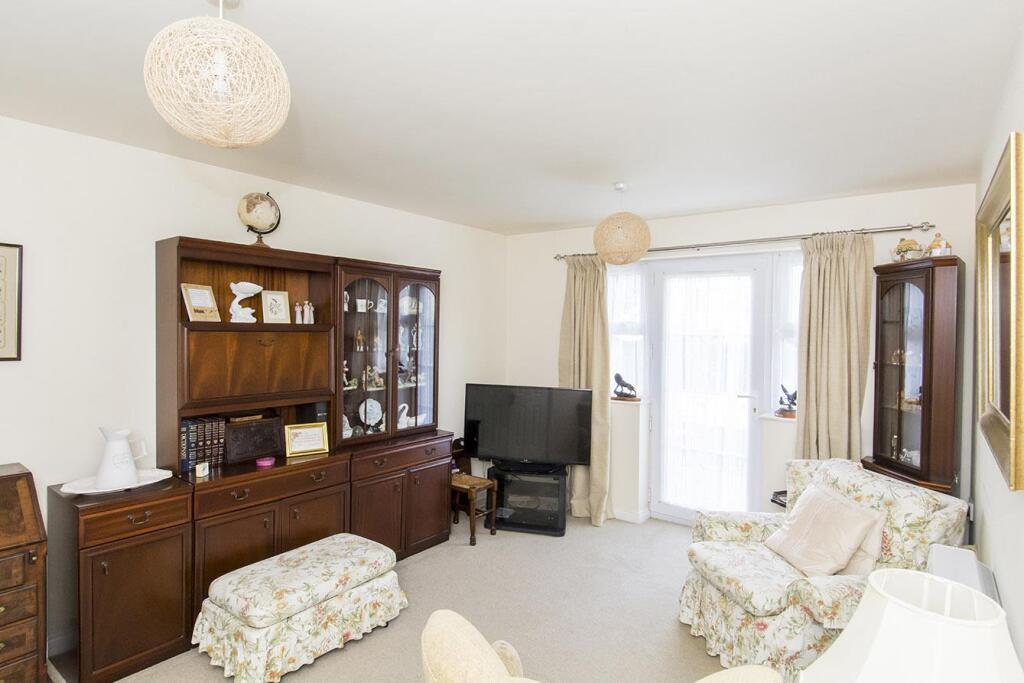 Symington Way, Market Harborough photo 4