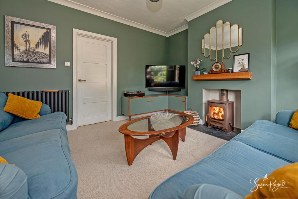 House in Portsmouth - More