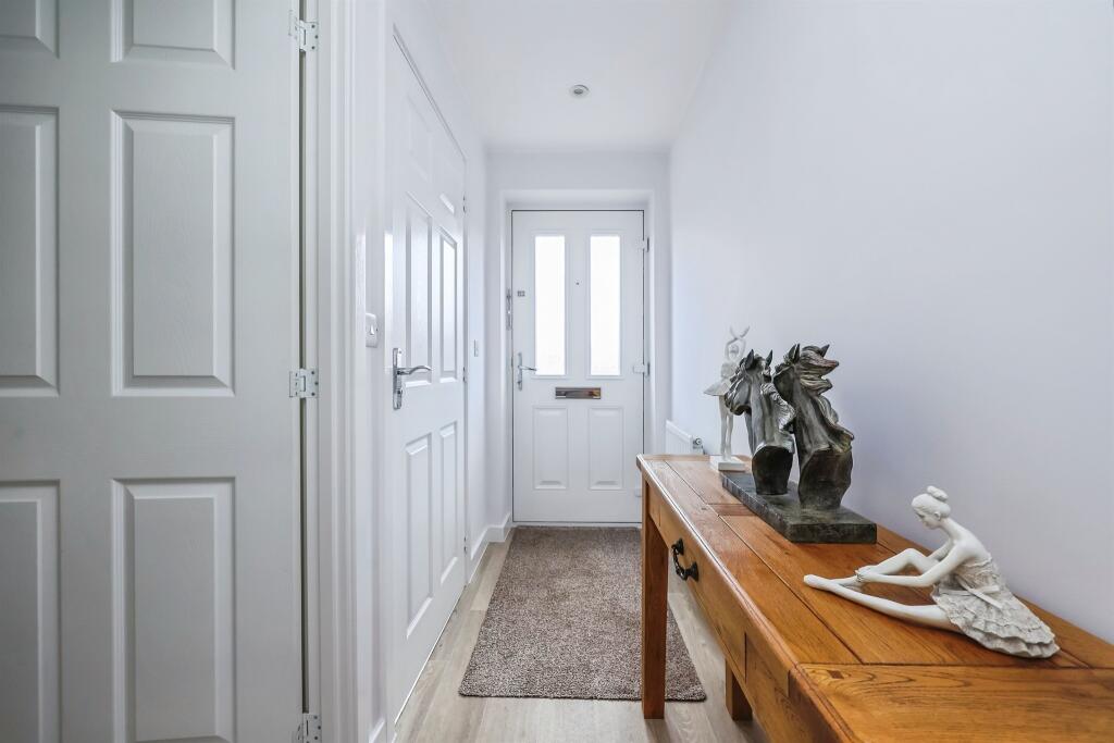 House in Ashfield, Hucknall - View 3