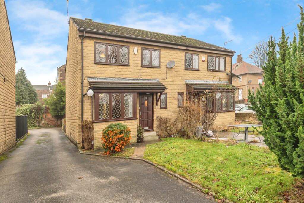 Main image of property: The Drive, Carlinghow, BATLEY