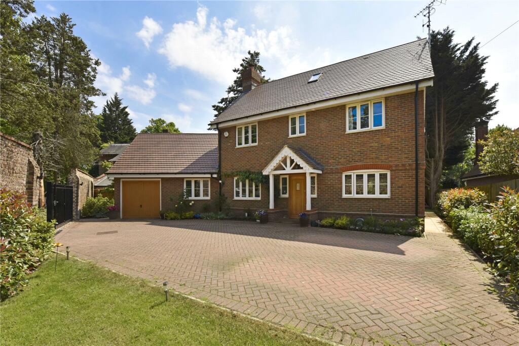 Main image of property: Hedgerley Lane, Gerrards Cross, Buckinghamshire, SL9