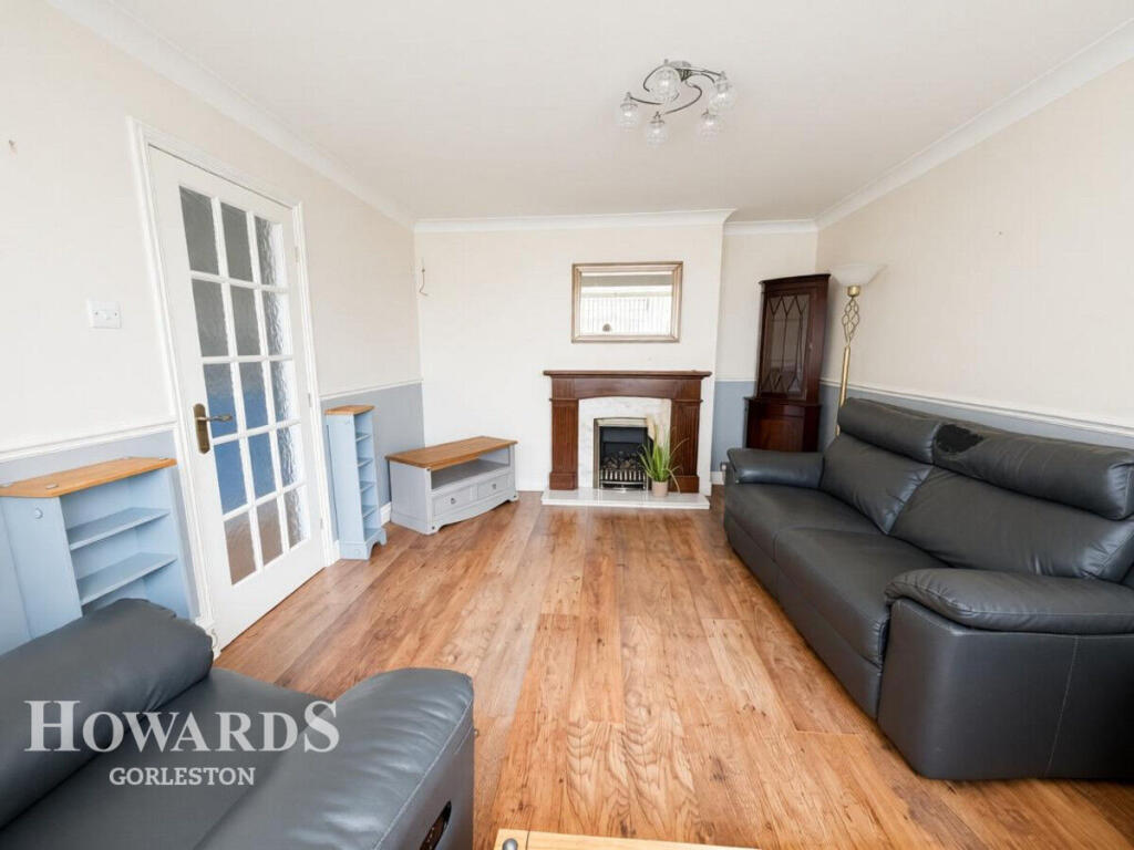 Apartment in Great Yarmouth, Cobholm Island - View 3