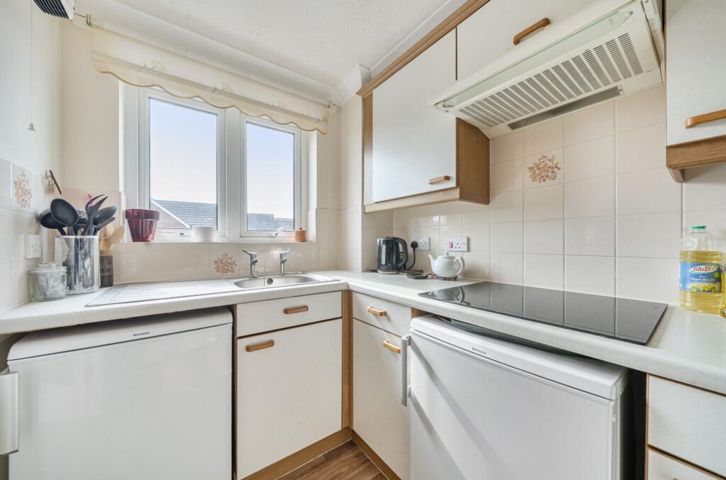 Apartment in Portsmouth - View 5
