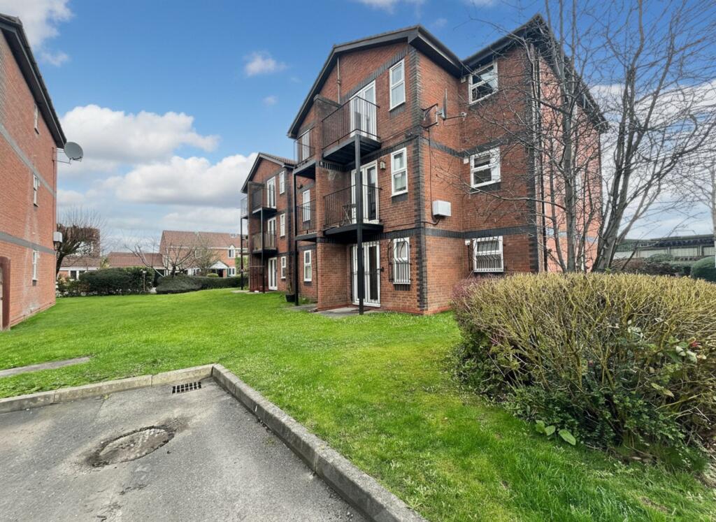 Apartment in Salford, Greater Manchester - More
