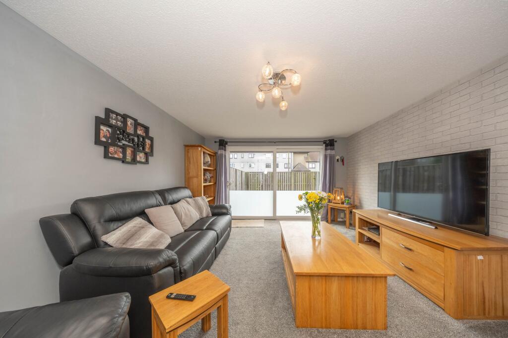Apartment in Livingston, Craigshill - View 5