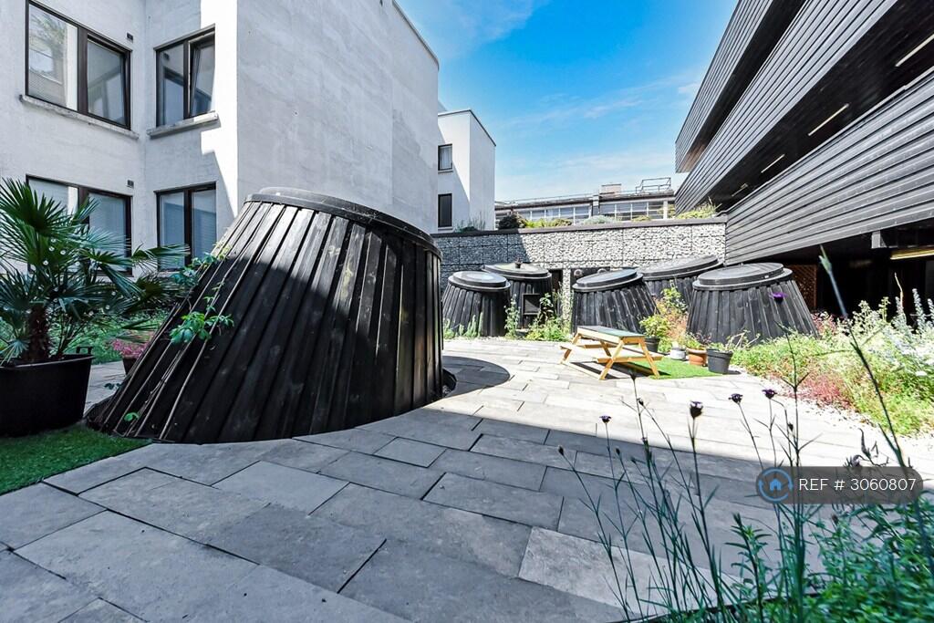 Apartment in London - View 3
