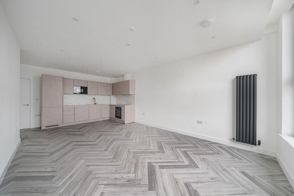 Main image of property: Flat 20 Telegraph House, 11-27 Hythe Street, Dartford, Kent, DA1 1GL