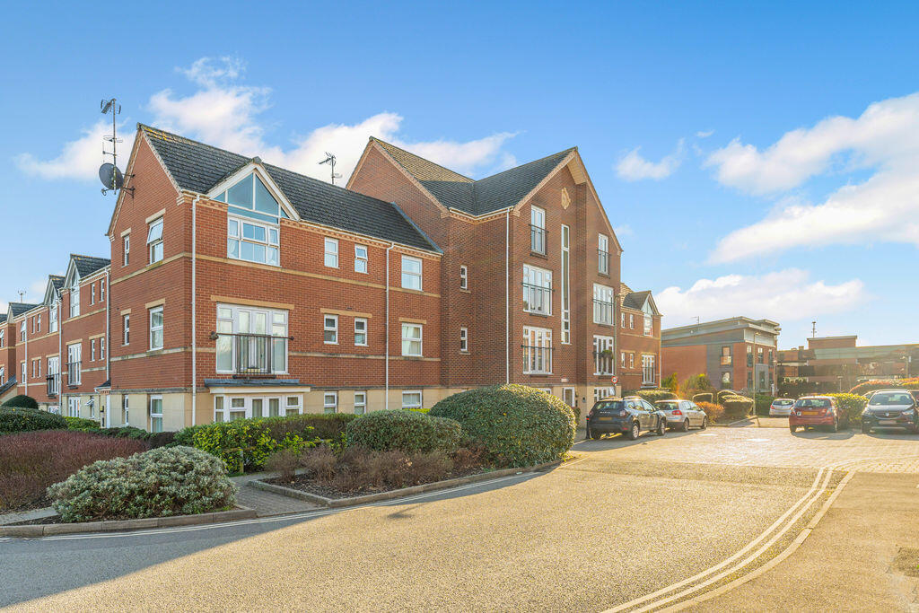 Main image of property: Alma Road, Banbury - NO ONWARD CHAIN