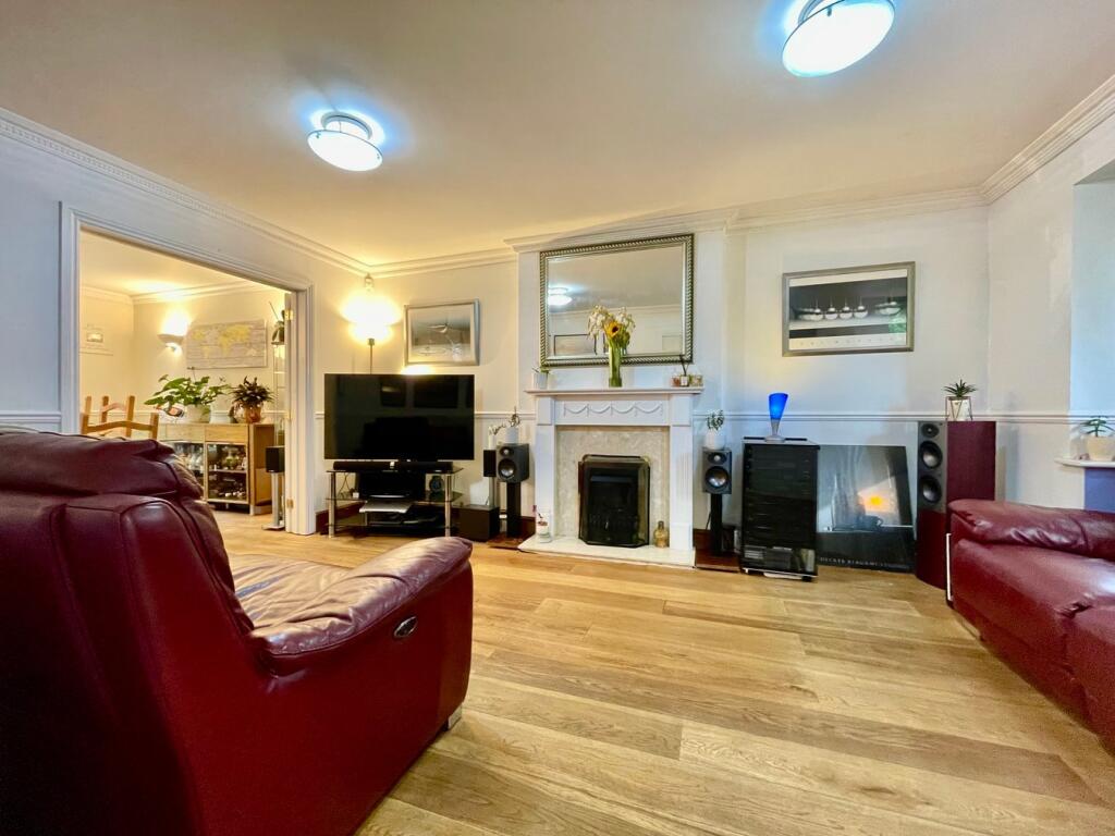Langton Drive, Two Mile Ash, Milton Keynes, MK8 photo 3