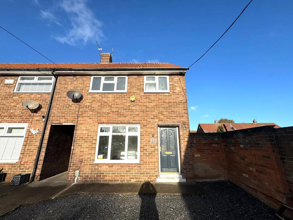 Main image of property: Valentine Close, HULL