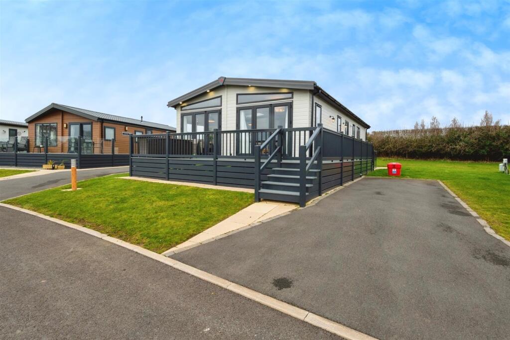 Main image of property: Malvern View Country Park, Stanford Bishop