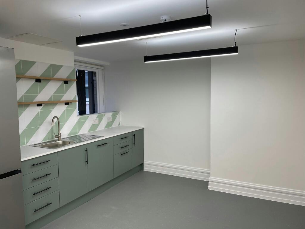 19 Berkeley Kitchen.jpg